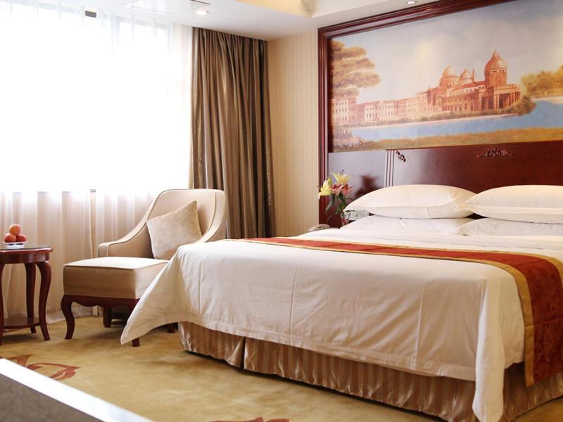Vienna Hotel Foshan Nanhai City Square Exteriör bild